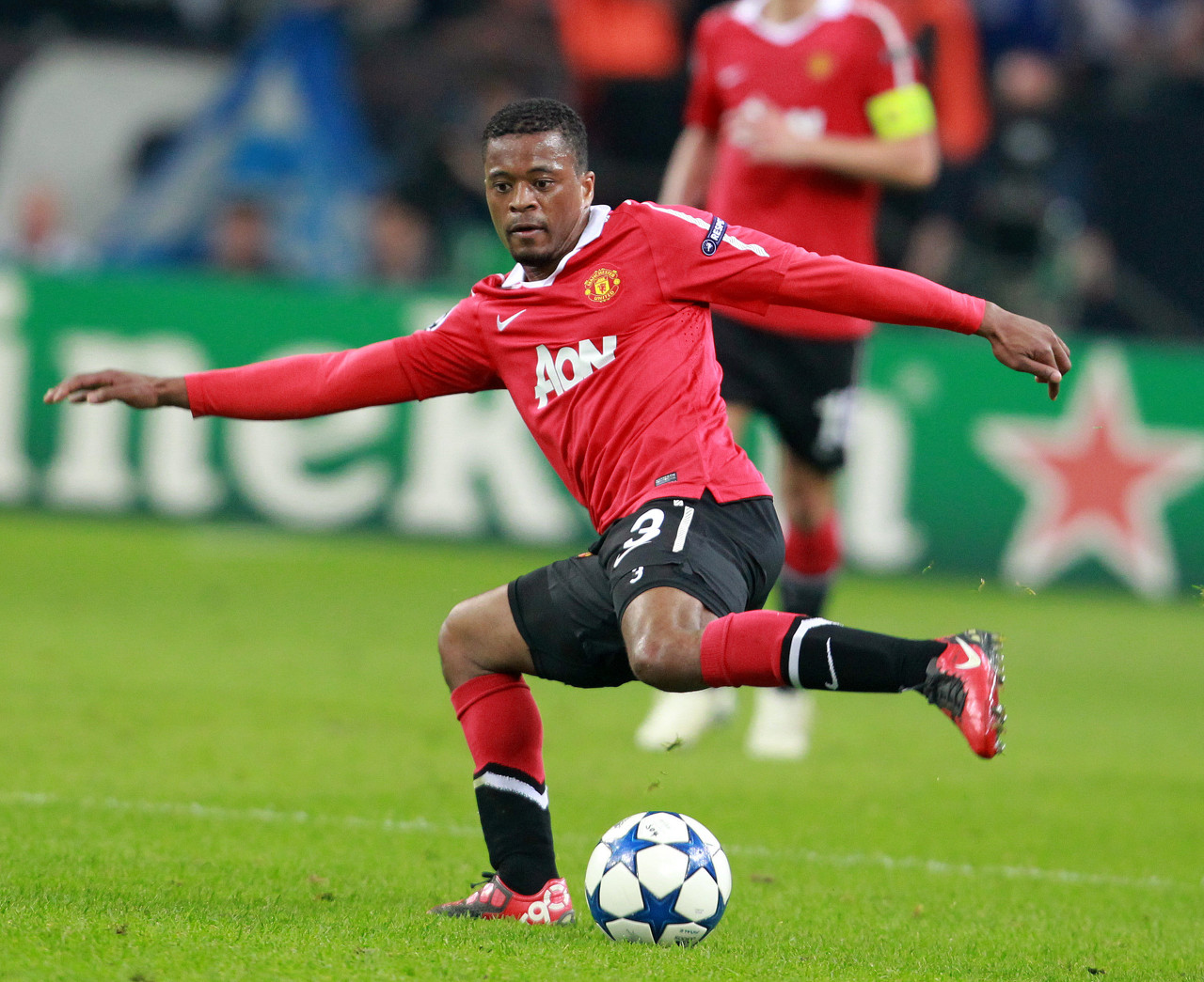 这种鲜明对 这种鲜明对