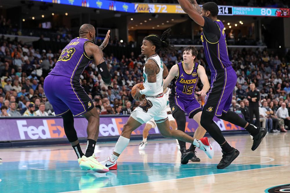 他在最初的 他在最初的